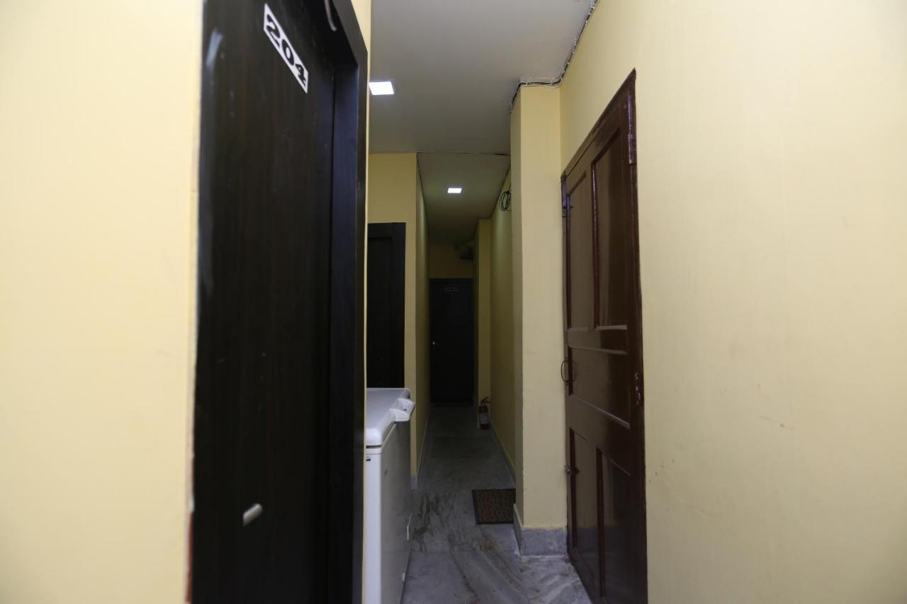 Oyo 28291 Akash Ganga Hotel